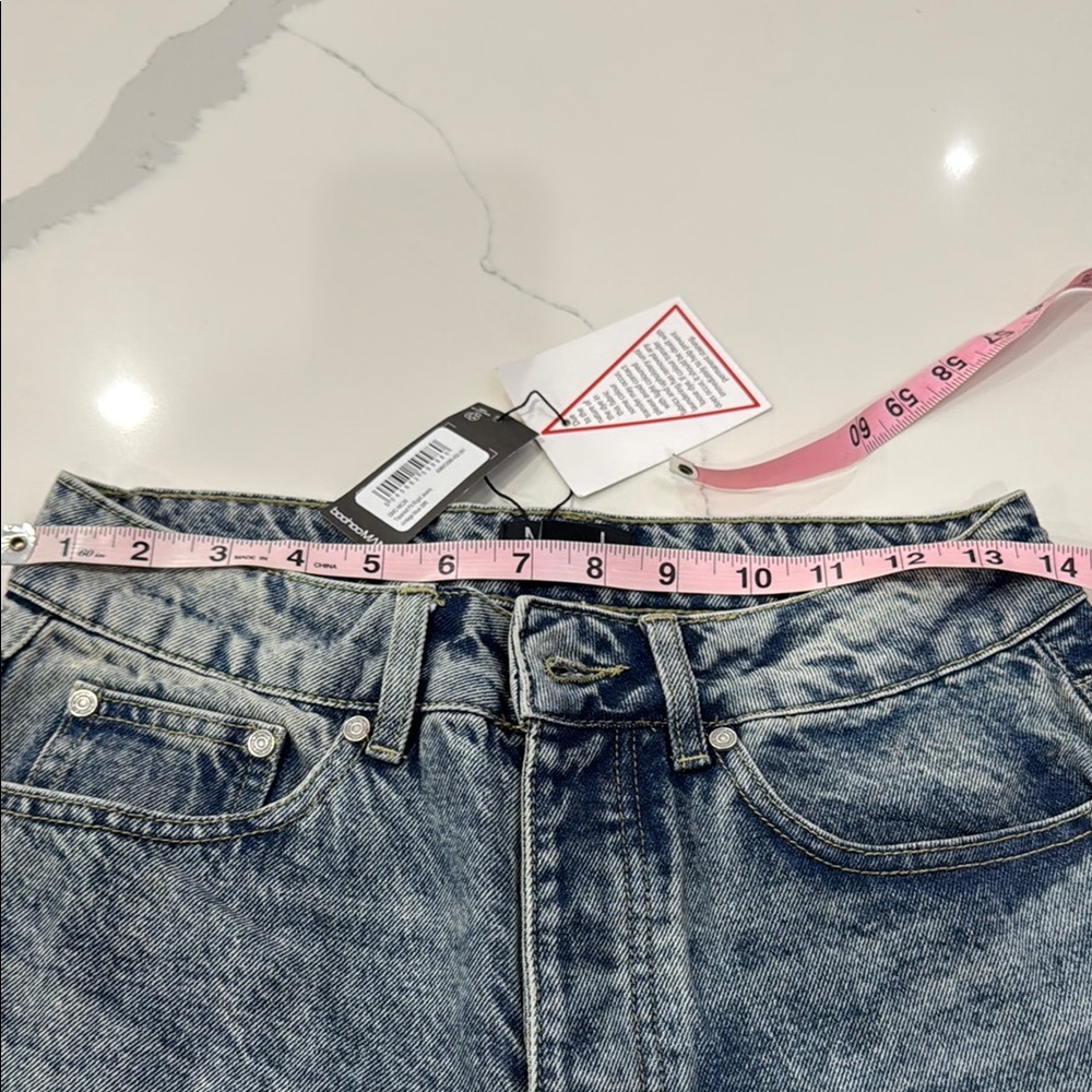 Tapered Fit Rigid Jeans - Picture 10 of 11